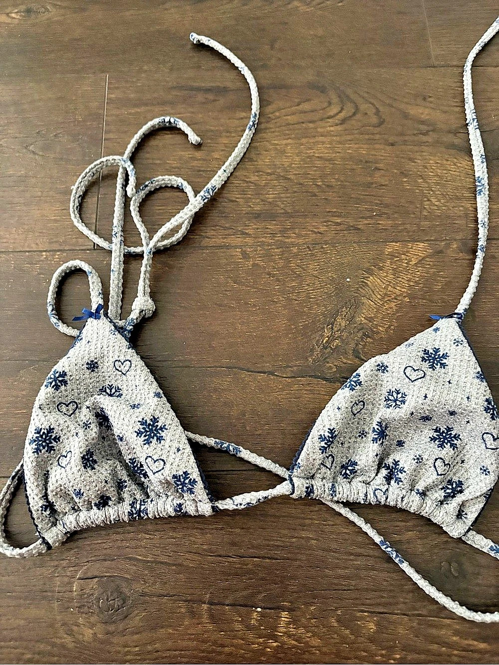 Frankie Bikinis Tia Waffle Triangle Bikini Top White & Blue XS